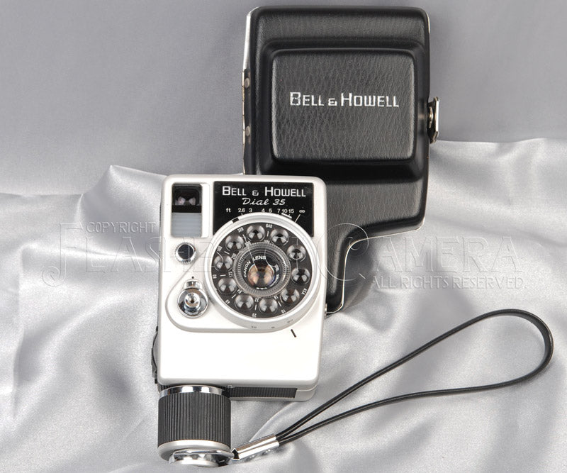 Bell & Howell Dial 35 – FLASHBACK CAMERA