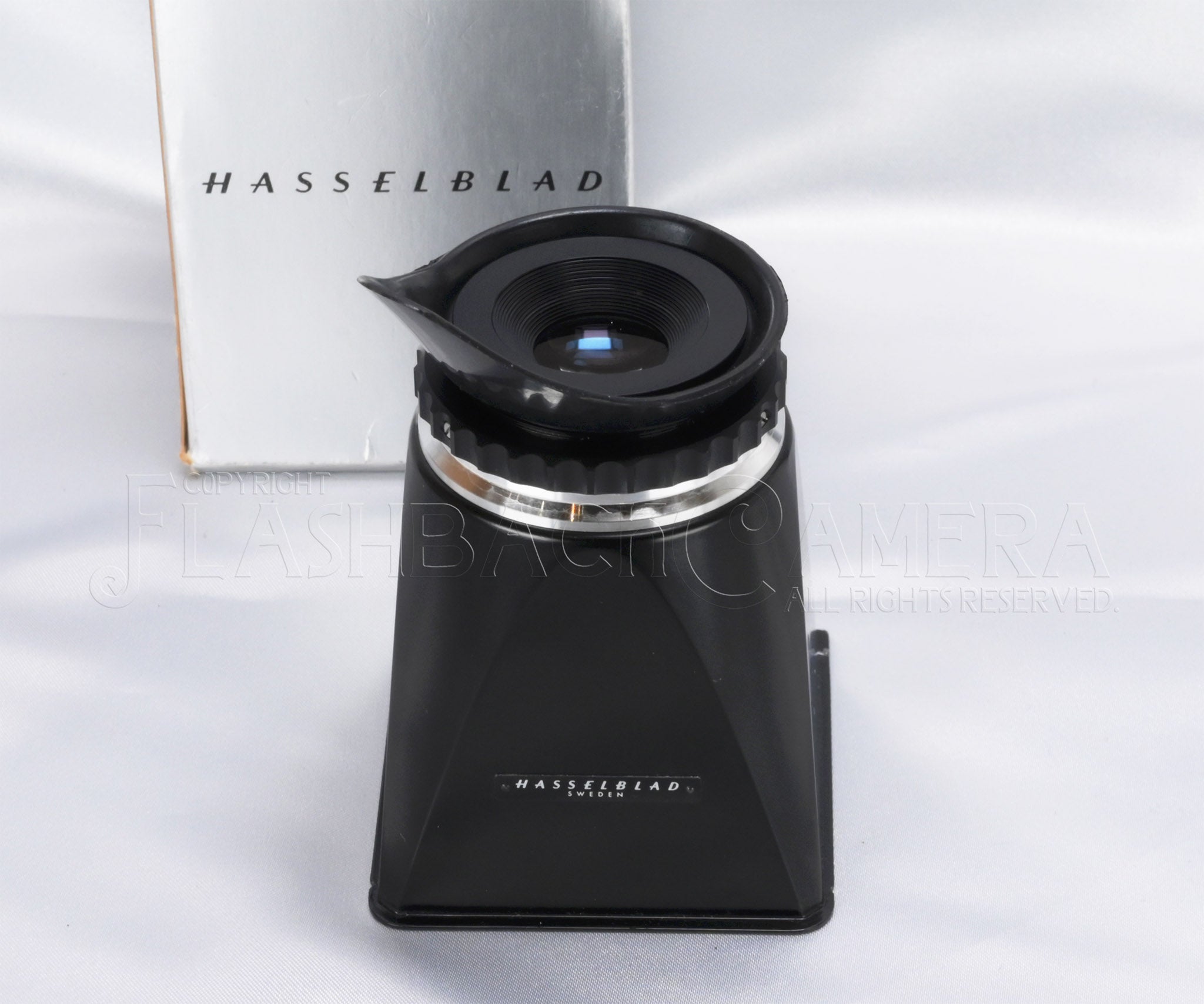 Hasselblad Magnifying Hood – FLASHBACK CAMERA