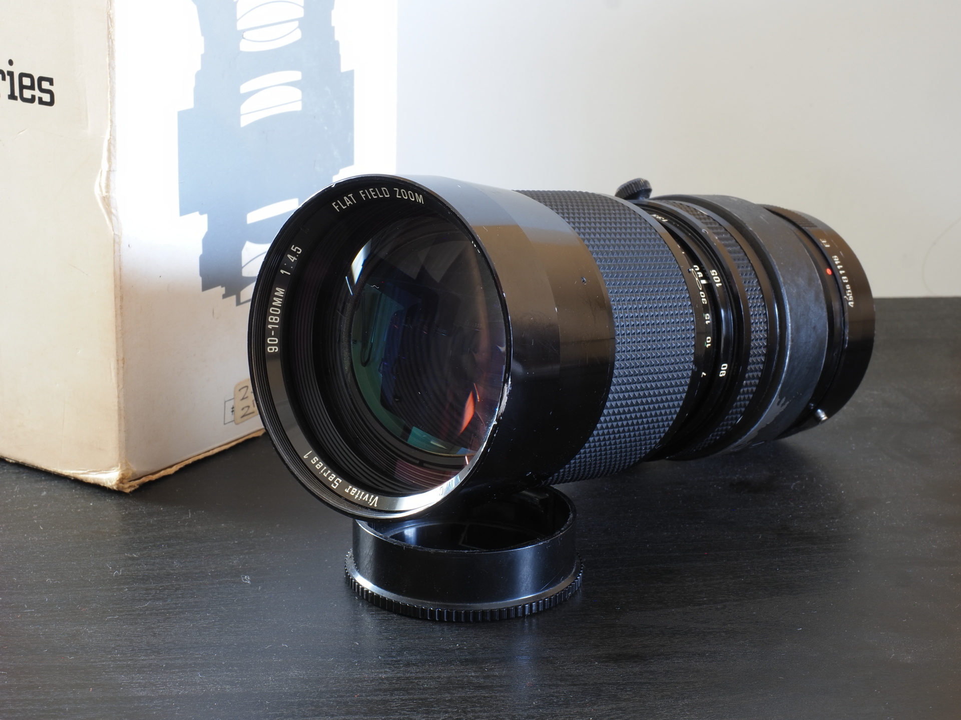 Vivitar Series 1 90-180/4.5 Flat Field Zoom + Sony A7R