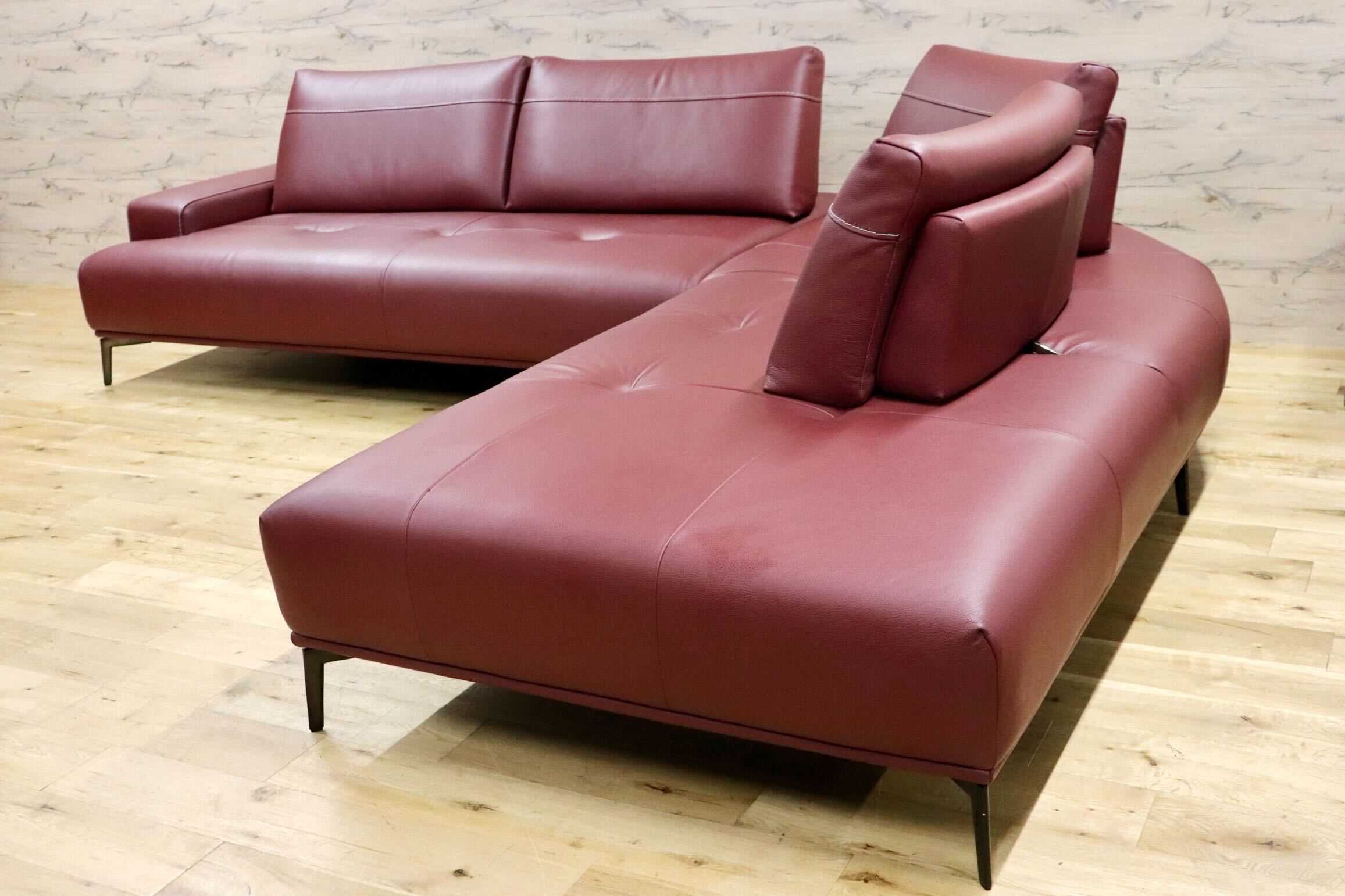 GMHK339○nicoline / ニコライン EGEO エジオ 3人掛けソファ カウチ