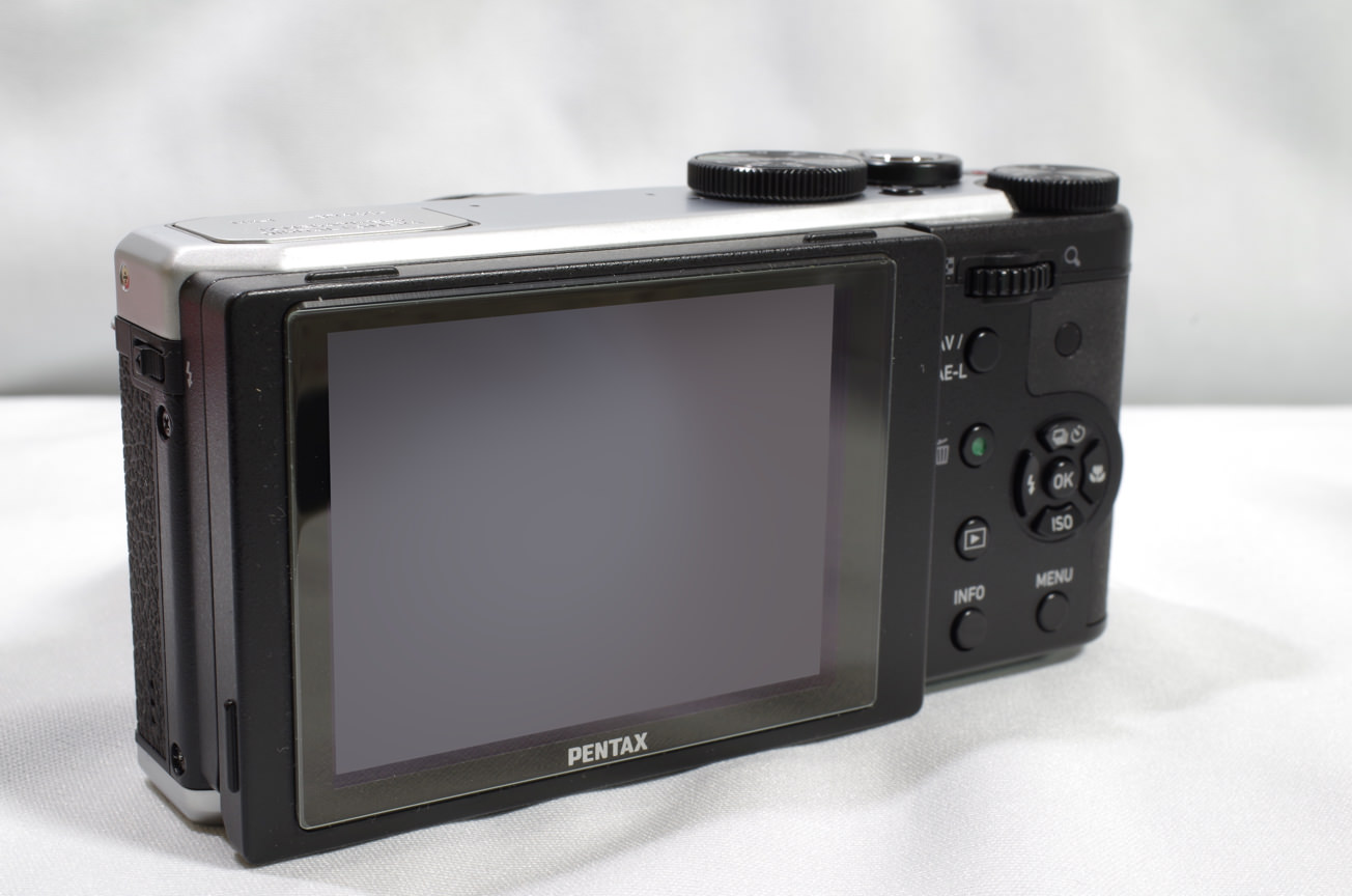 まさかのコンデジ PENTAX MX-1：なんじゃこのカメラ！ GADGET-SIZE