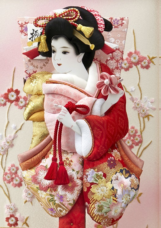 創業明治11年の人形専門店。寿月すみたやのお正月飾り。羽子板飾り 花
