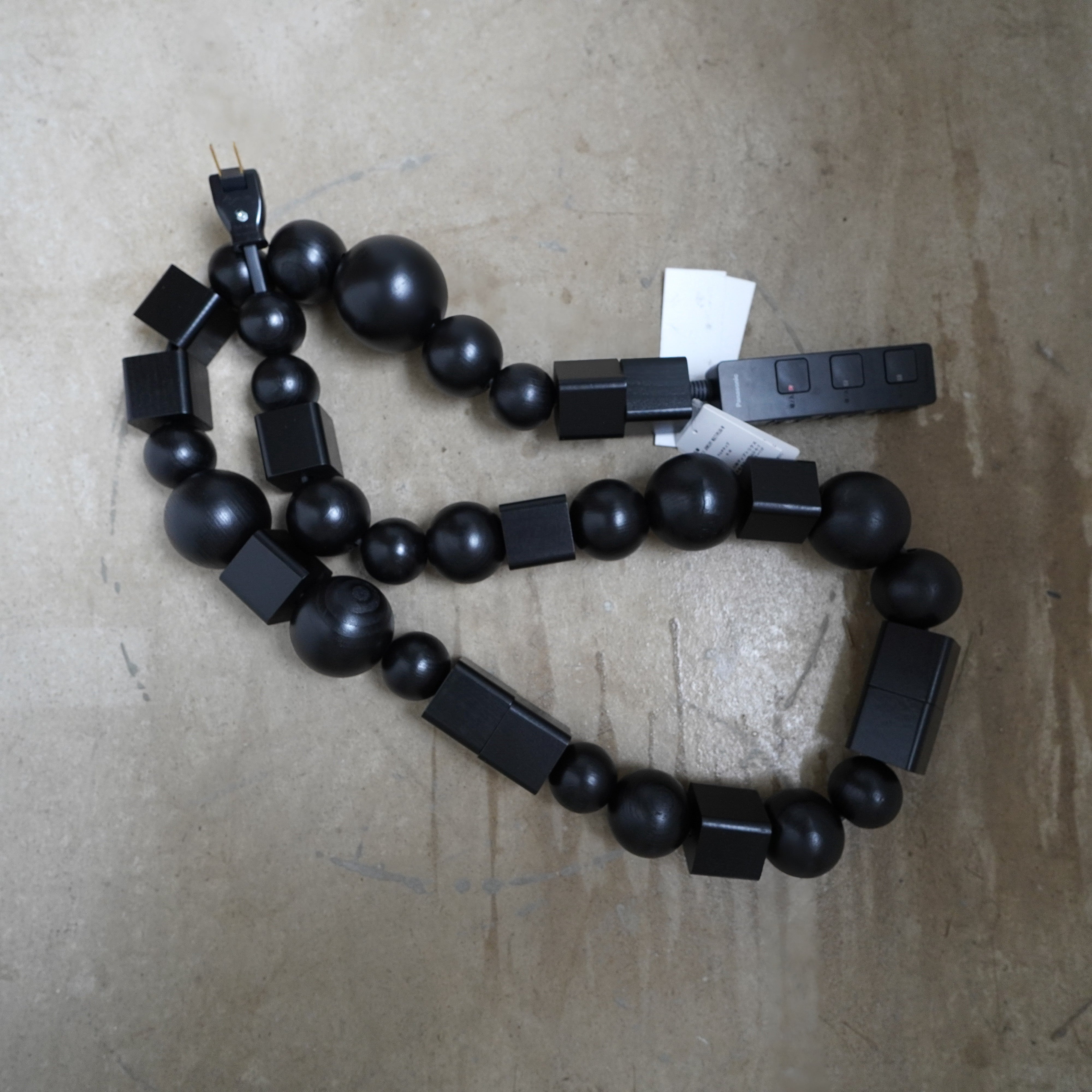 BLESS CABLE JEWELRY WOOD BLACK 2M – GIGINA