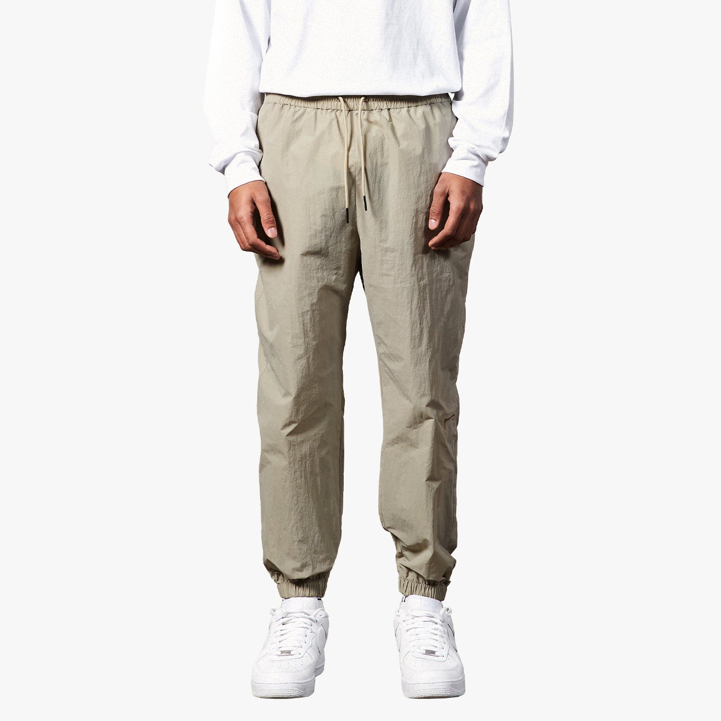 ゴールスタジオ 刺繍ゴールロゴ ナイロン トラックスーツ ジョガー