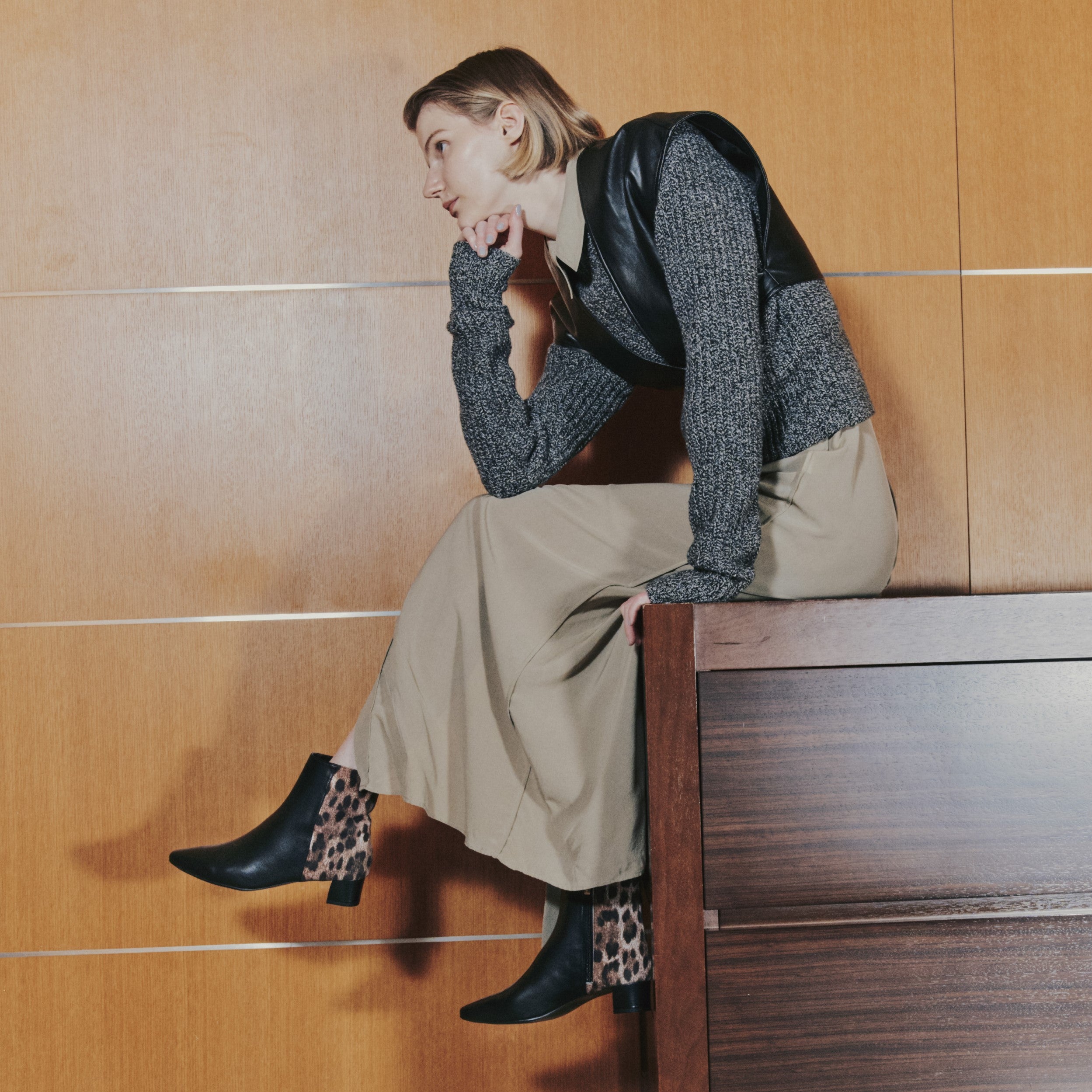 SALE】ポインテッドトゥショートブーツ/651402