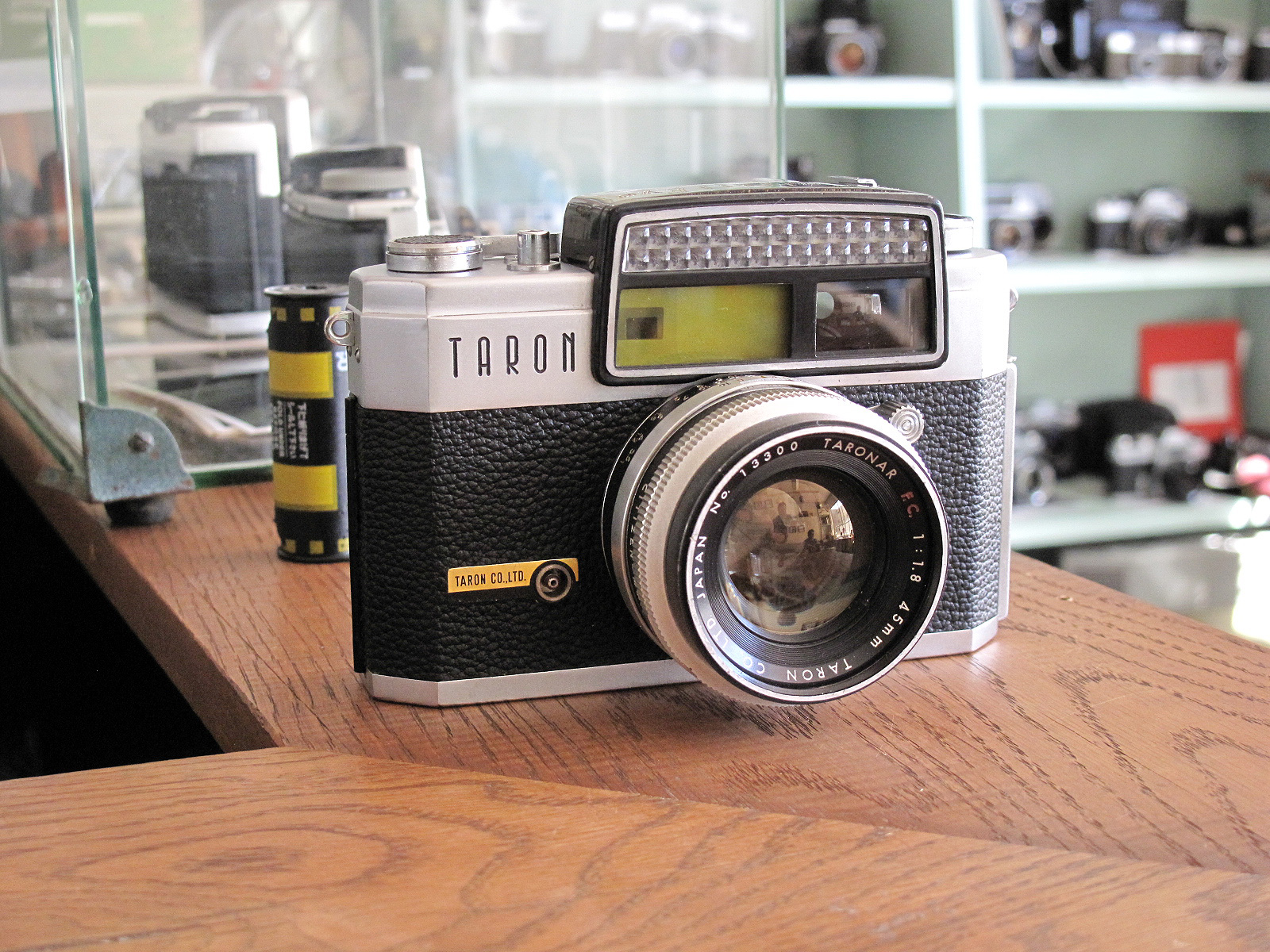 Nikon AUTO 35、TARON Eye | イエネコカメラ 名古屋市 中古フィルム
