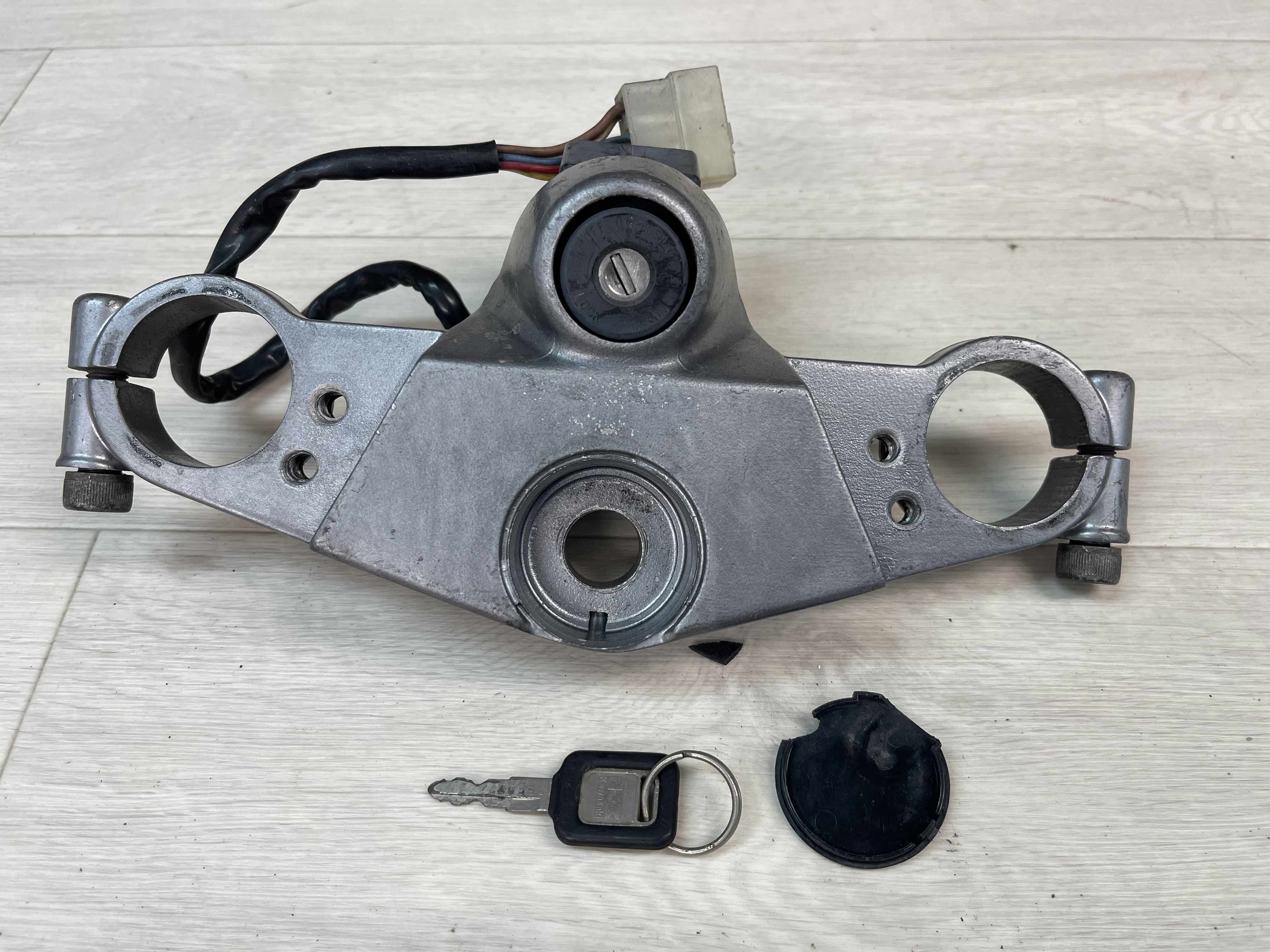 中古バイクパーツ販売専門店アイラブモーターZZR1100/ ZZ-R1100/ ZX-11