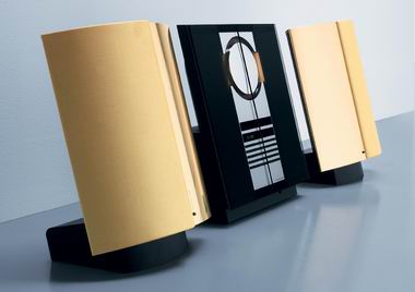 News：B&O、洗練スタイルの“400連奏CDジュークボックス”