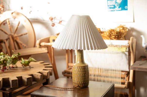 Søholm(スーホルム）テーブルランプ イエロー – Imaya