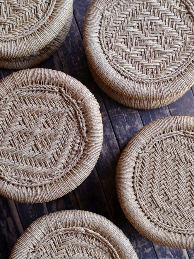 インドの葦スツール「ムラ」 | 竹林 blog