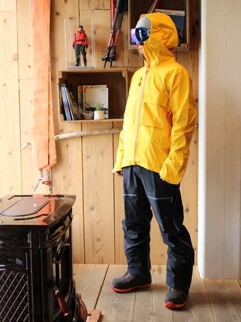 今期一新された、NORRONA（ノローナ）のlyngen driflex3 JKT & PANTS