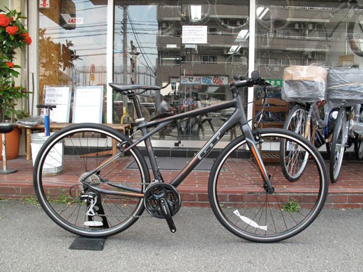 GT（2015モデル）の人気クロスバイクが入荷しました！ | シオカゼ