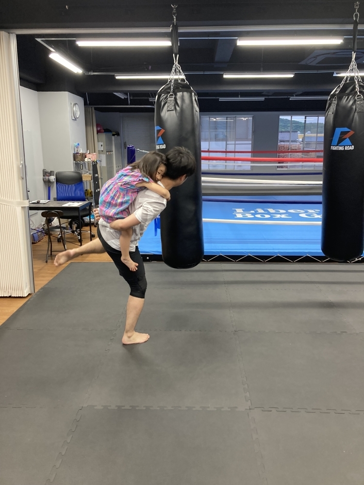 イクメンパパのサンドバッグ打ち!🥊リベラルボックスジム！岡山市東区