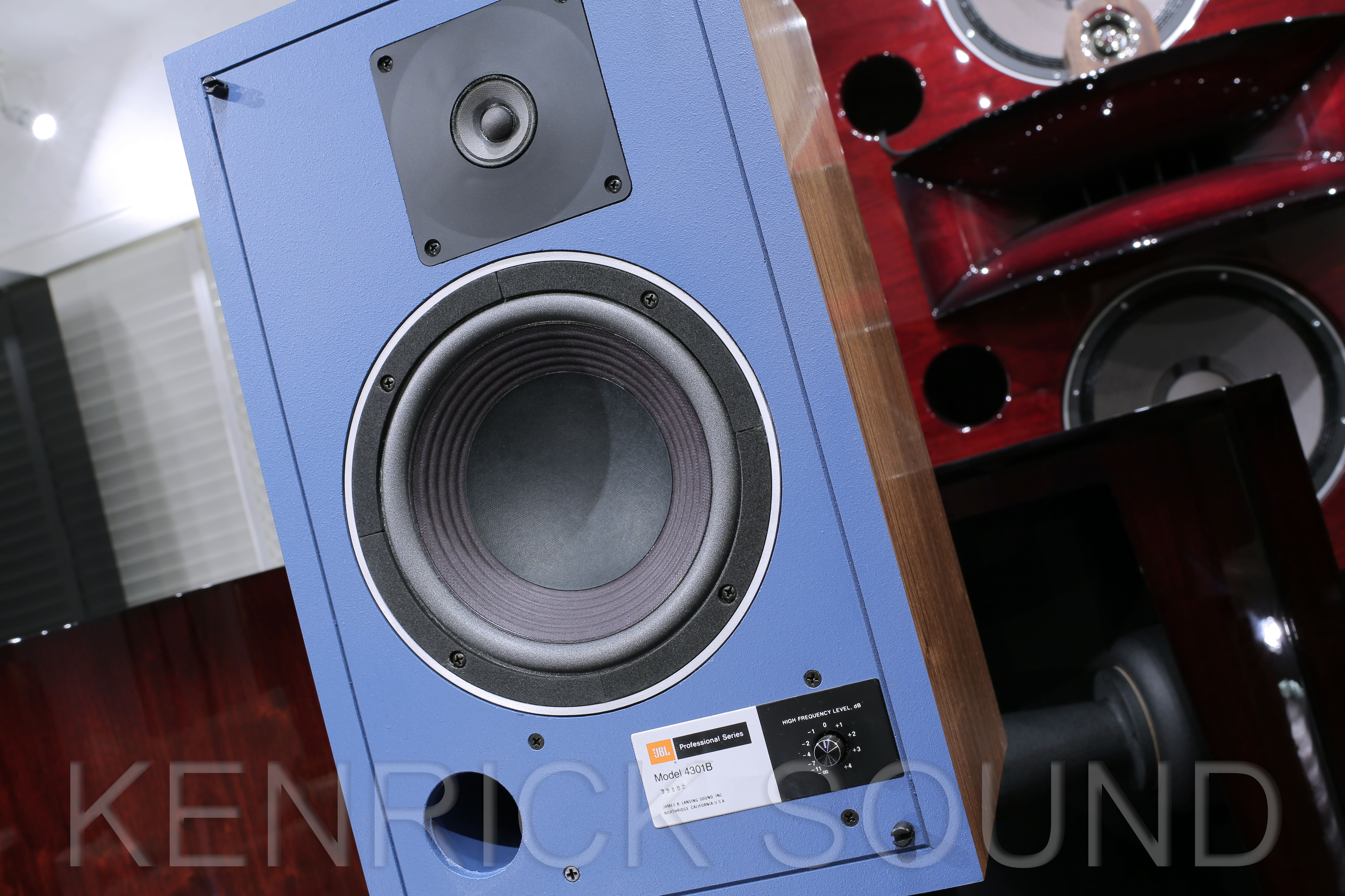 JBL 4301B 別格の音表現にチューン, トランス式ATT, 新品リコーン