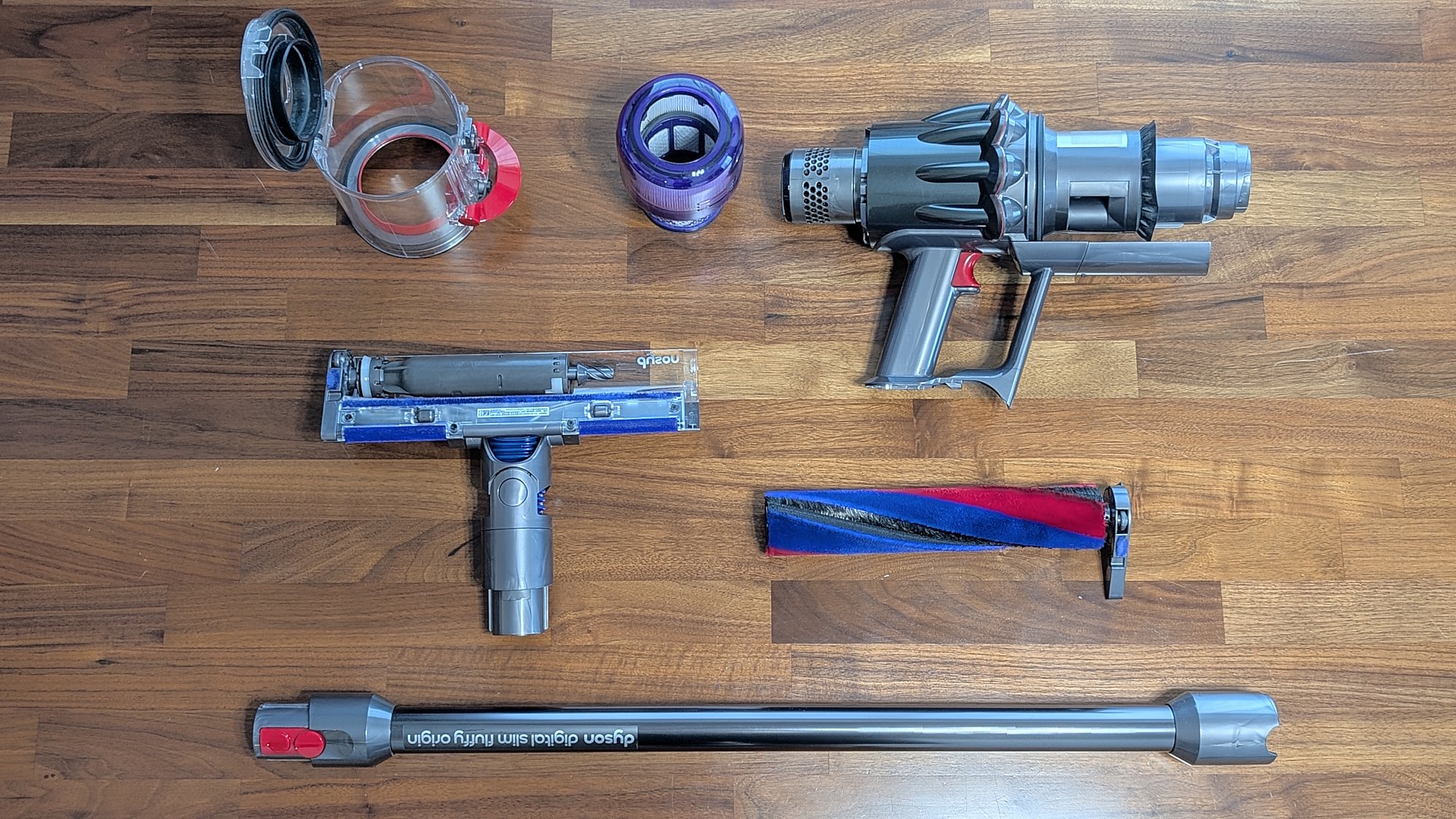 Dyson掃除機の設計をメンテナンスしながら考える – 巡風万搬