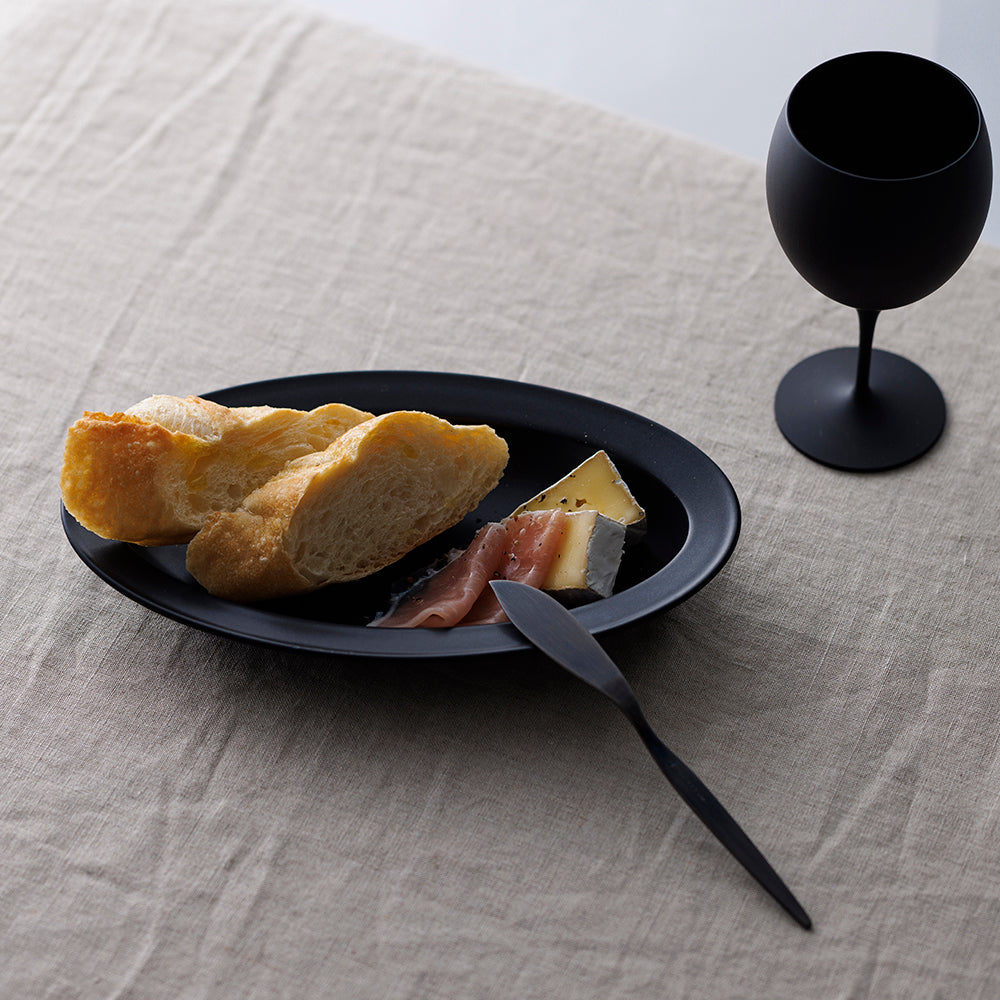 kuros'オリジナル釉薬】美濃焼 オーバル皿 24cm 黒 箱入り – kuros.style