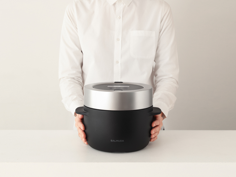 蒸気のちからで食感を追求した炊飯器「BALMUDA The Gohan」 - 家電 Watch