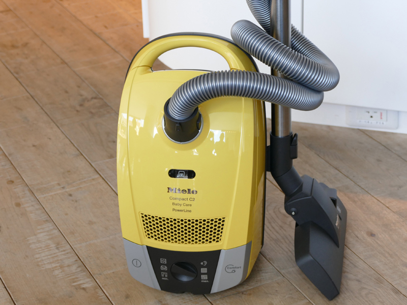 ミーレ、ライフスタイルに合わせて選べる紙パック式掃除機3種 - 家電 Watch