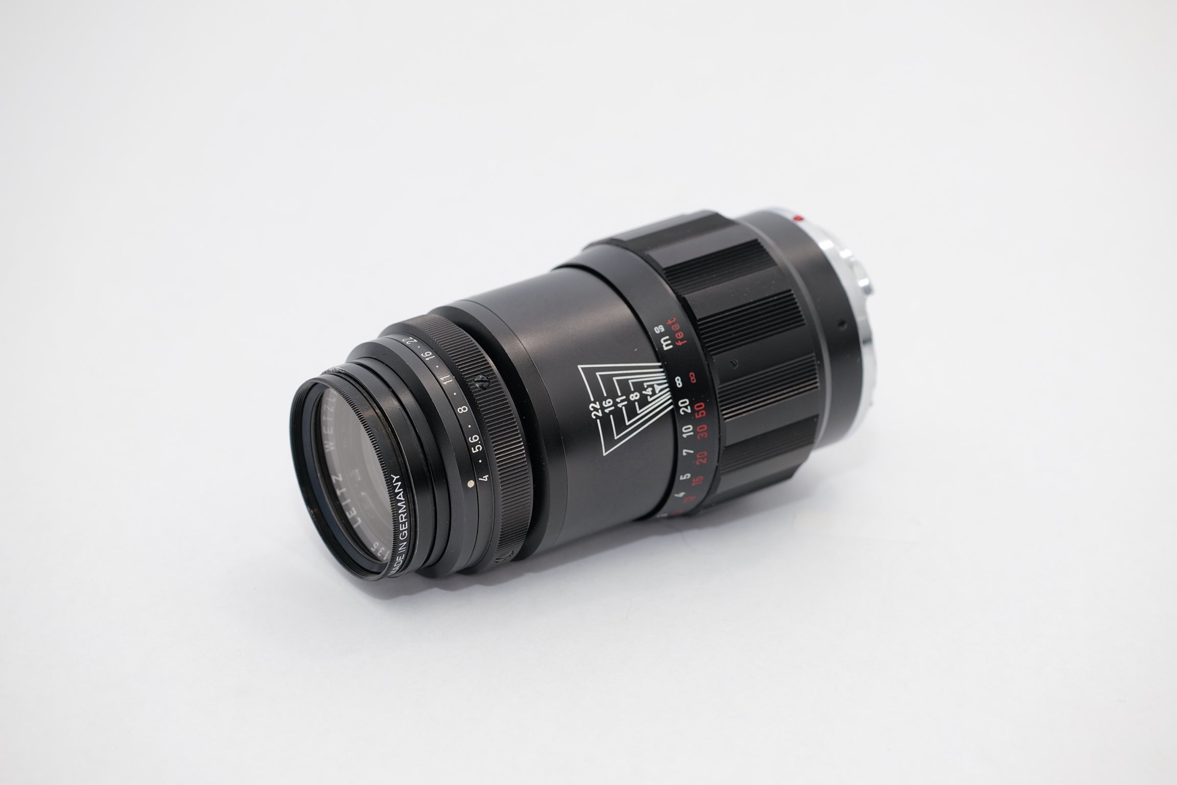 Pre-Owned Leica Tele-Elmar M 135mm/F4.0 E39 Lens – Ken Hansen New York