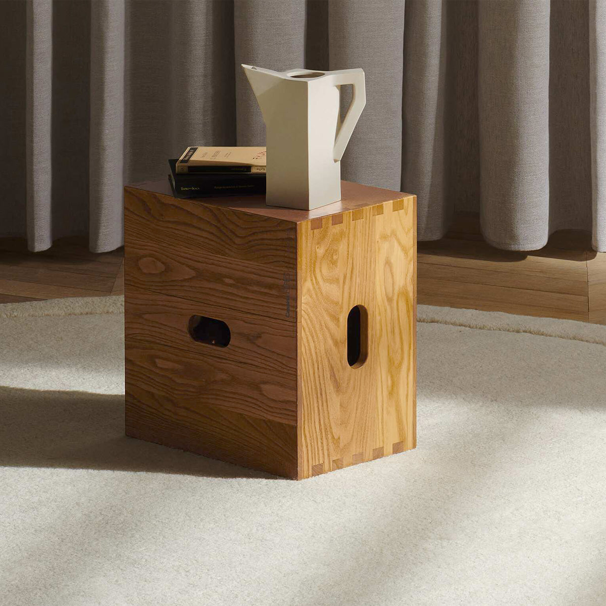 LC14 Tabouret Cabanon | Made by Cassina – Luminaire