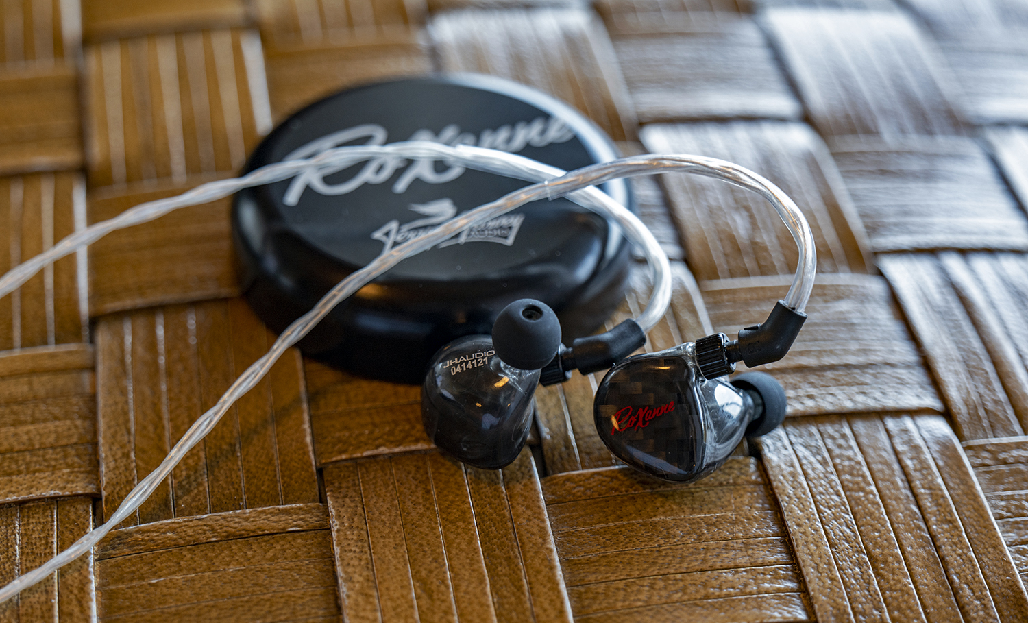 JH Audio Roxanne Universal Fitの音: 放縦懶惰ライカ日記