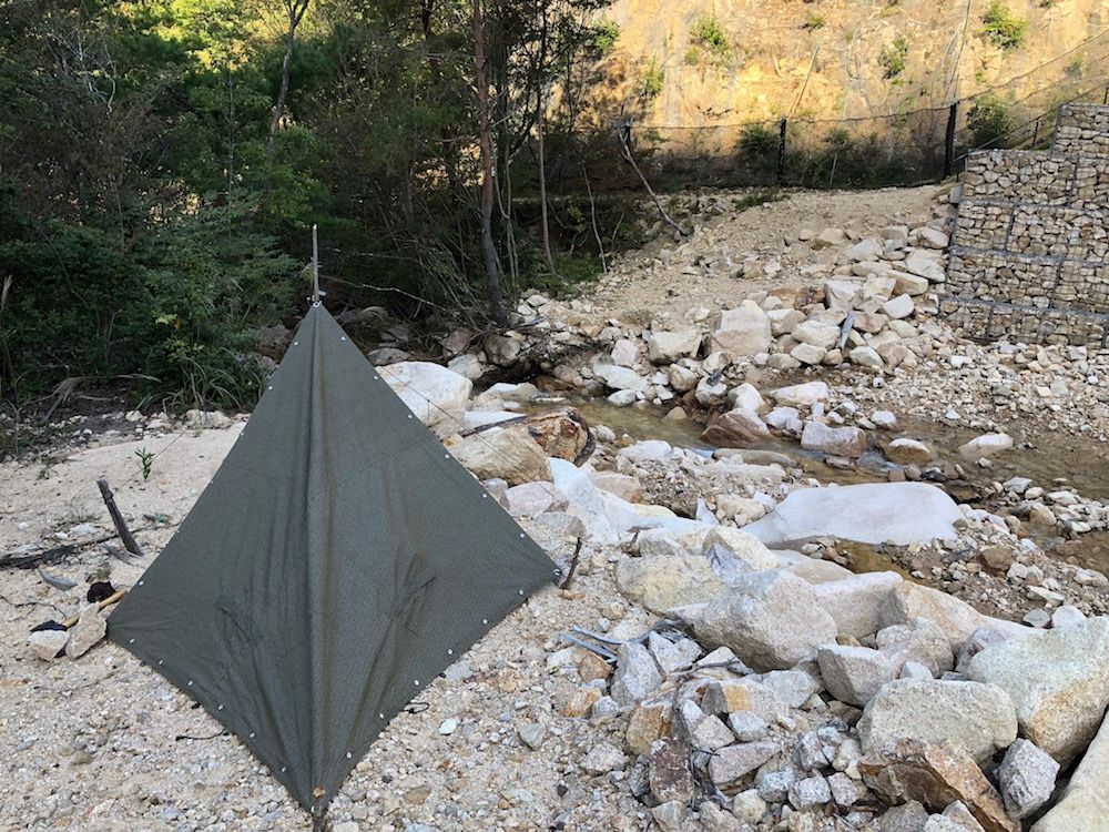 東ドイツ軍ポンチョ1枚張り : 週末Camper R_PaPa