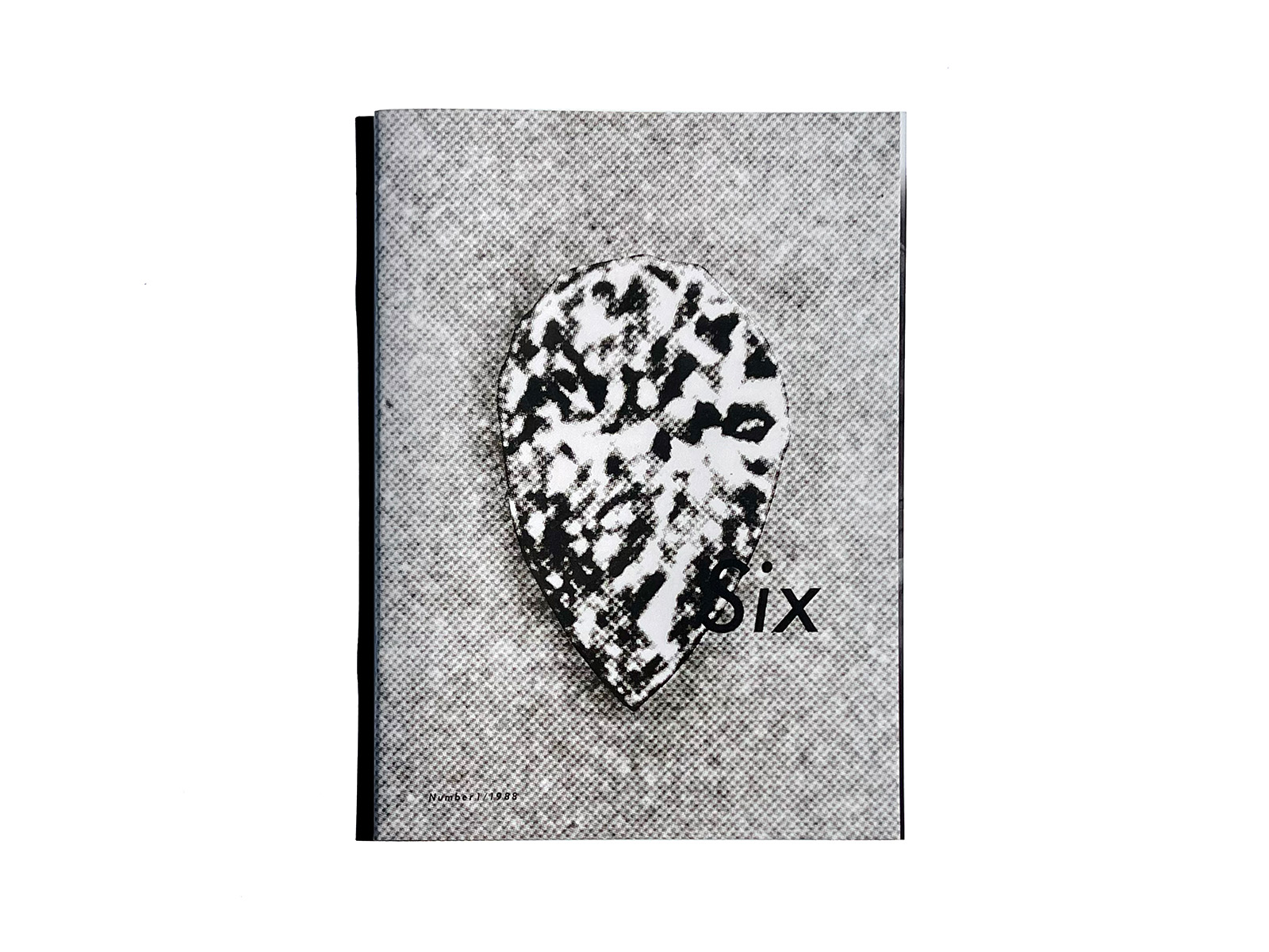 COMME des GARÇONS Six New again 01-02 | PAGE SPREAD