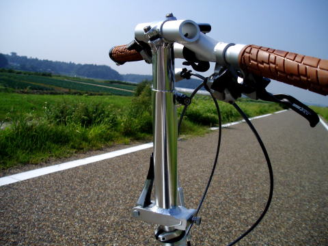 ハンドル・ステム