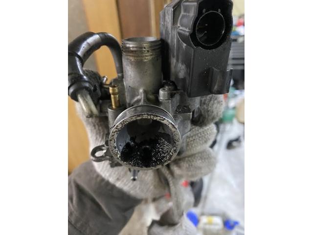 ホンダ ライブDio USB取り付け キャブレター清掃 エアー