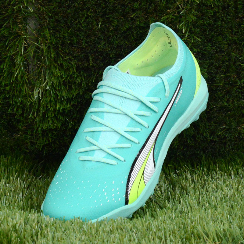 PUMA(プーマ) ウルトラ アルティメット CAGE サッカートレーニング