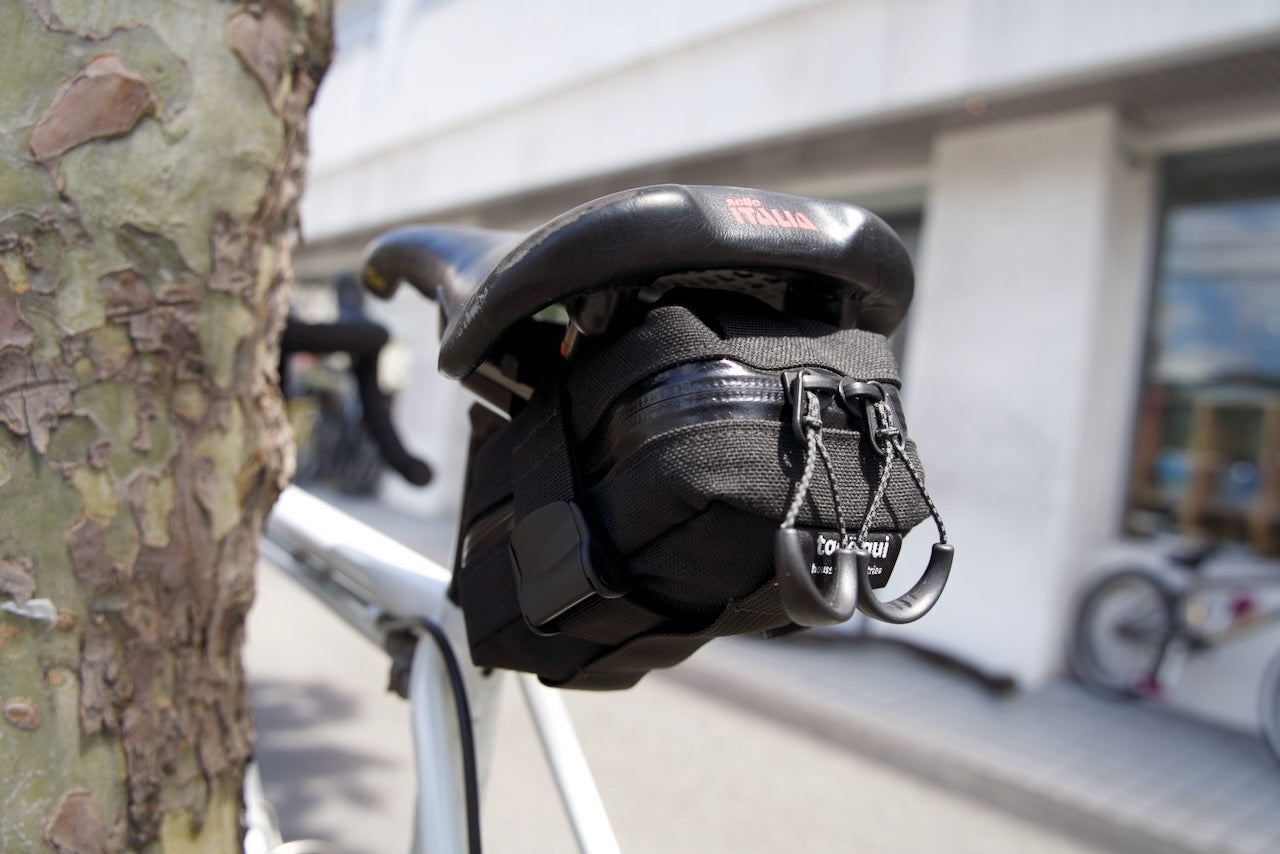 tade qui / 2 hour tripper / CORDURA 1000D MIL-SPEC / Black