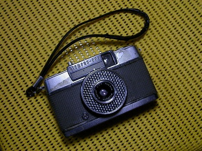 コンパクトカメラ：オリンパス ペンEE（初代）ついて その1