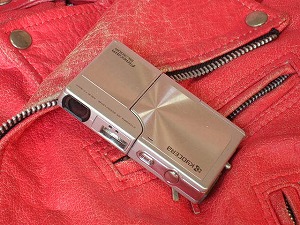 デジタルカメラ：京セラ ファインカムSL300Rについて その1