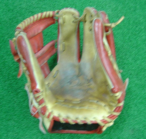 西岡選手の道具『グローブ』（アンコール） | 野球伝説劇場「野球雲