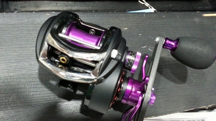 ZPI ミディアムスプール NRC923M アブ オーロラ64リミテッド ZPI