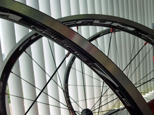 RACING 5 LG」と「RACING 7 LG」 | CozyBicycleのブログ