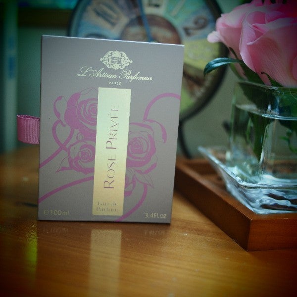 美月星夜の香水物語～第21夜・ローズ プリヴェ | 熱帯性恋気圧 by 美月