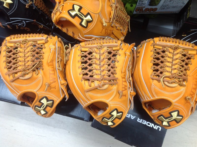 ついに入荷！アンダーアーマー内野手用グラブ（松田モデル） | ベース
