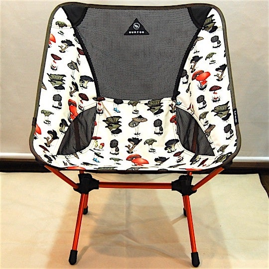 Burton SHROOM 柄のキャンプグッズ バックパックに入るキャンプ