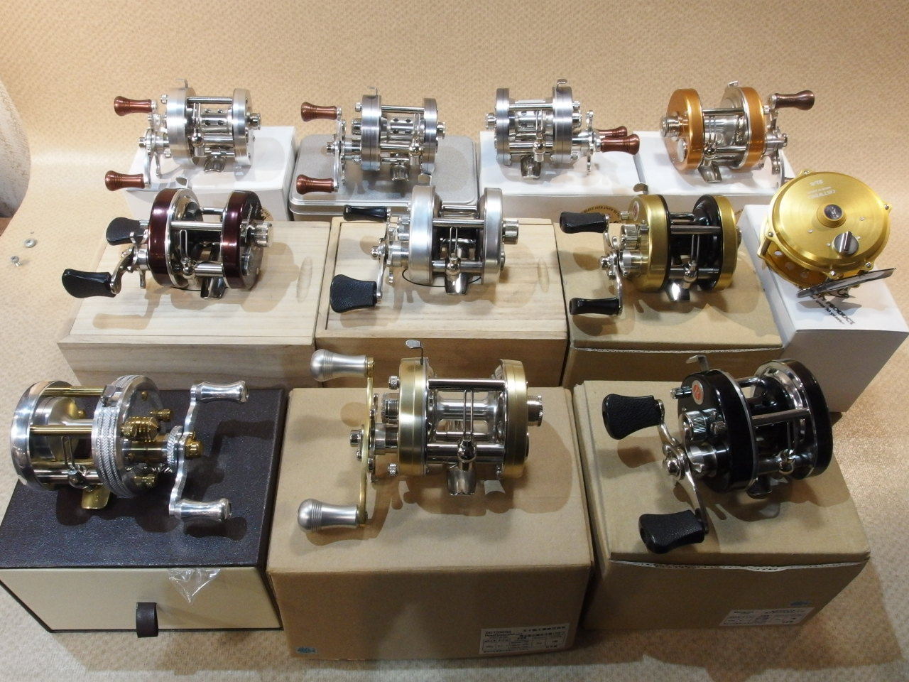 ロベルソン , ブライトリバー など 五十鈴リール 11台入荷