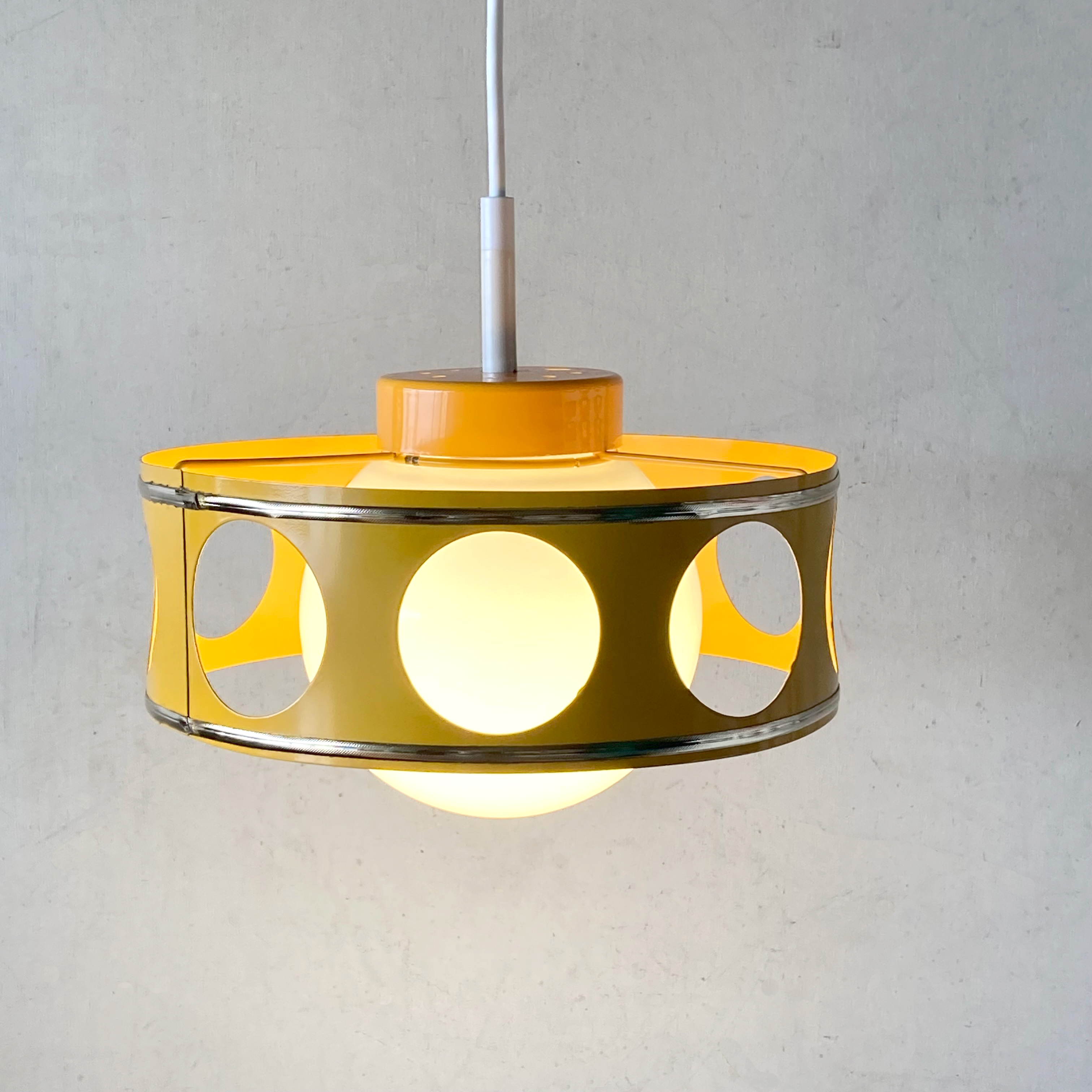 ドイツ 70's ヴィンテージ・ガラス シェード ペンダント ランプ ミッド