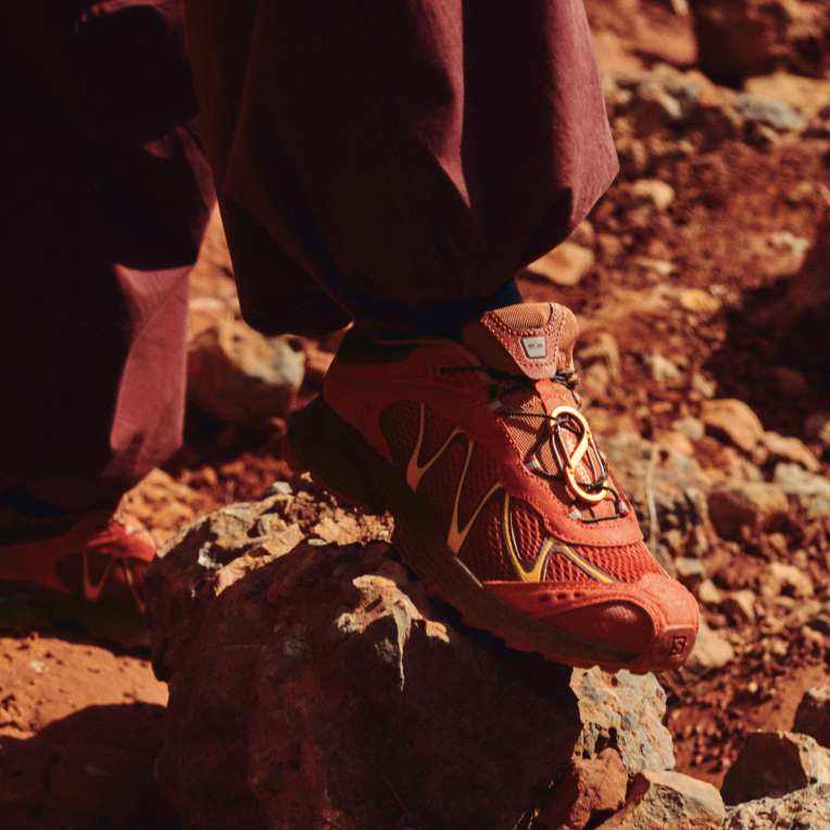 NEW】XT-WHISPER RED ASHES – サロモン公式オンラインストア