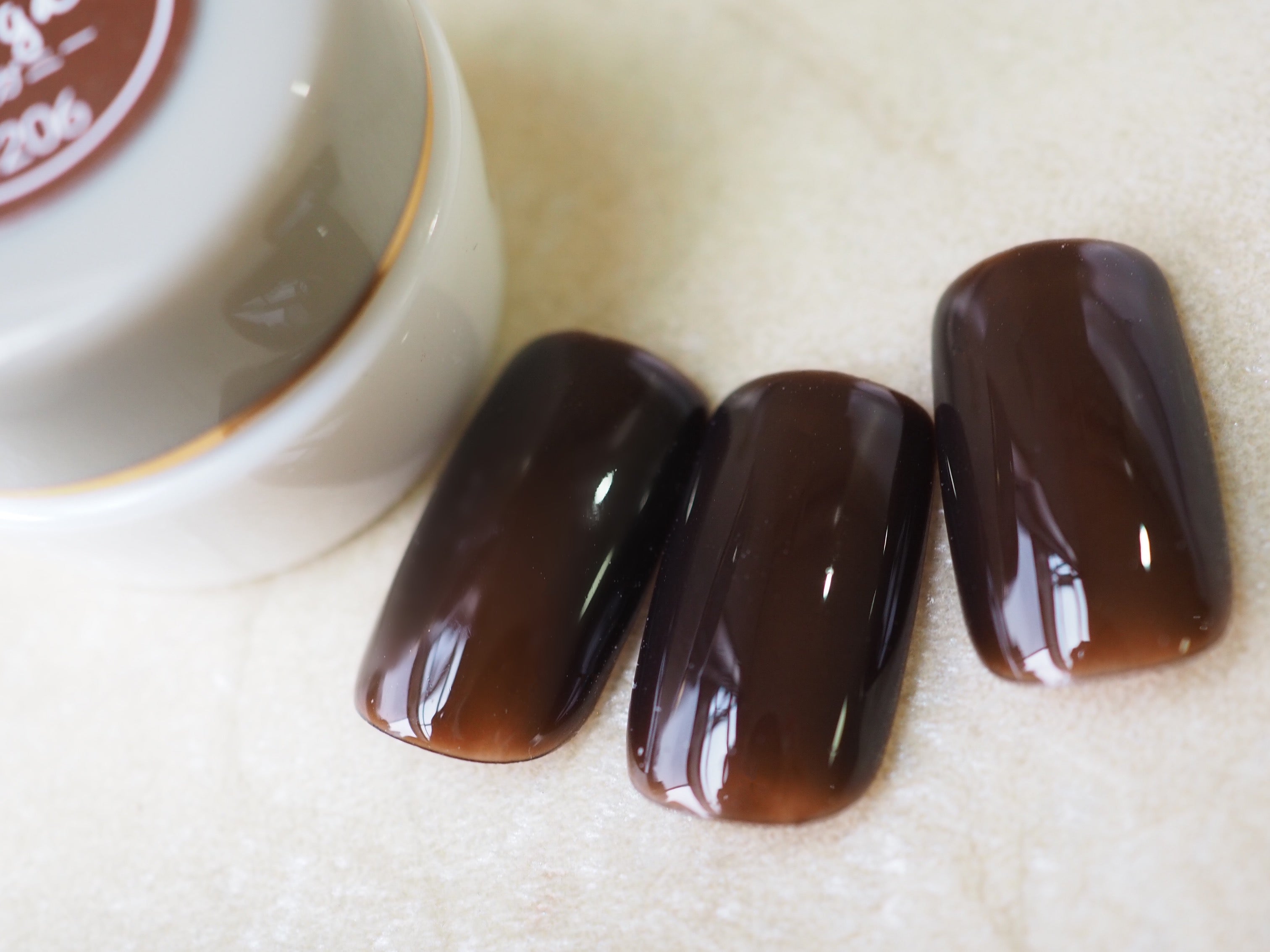 206】mahogany | Salon de Vi2