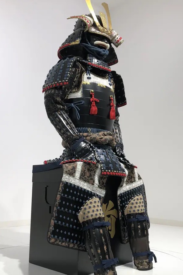 鎧兜甲冑等身大】紺糸威 伊予素懸具足 | 甲冑工房 武寿