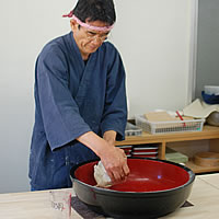 蕎麦打ち用 木製＆プラスチックこね鉢