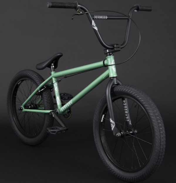 FlyBikes NEUTRON 21″ LHD | SeasideBMX