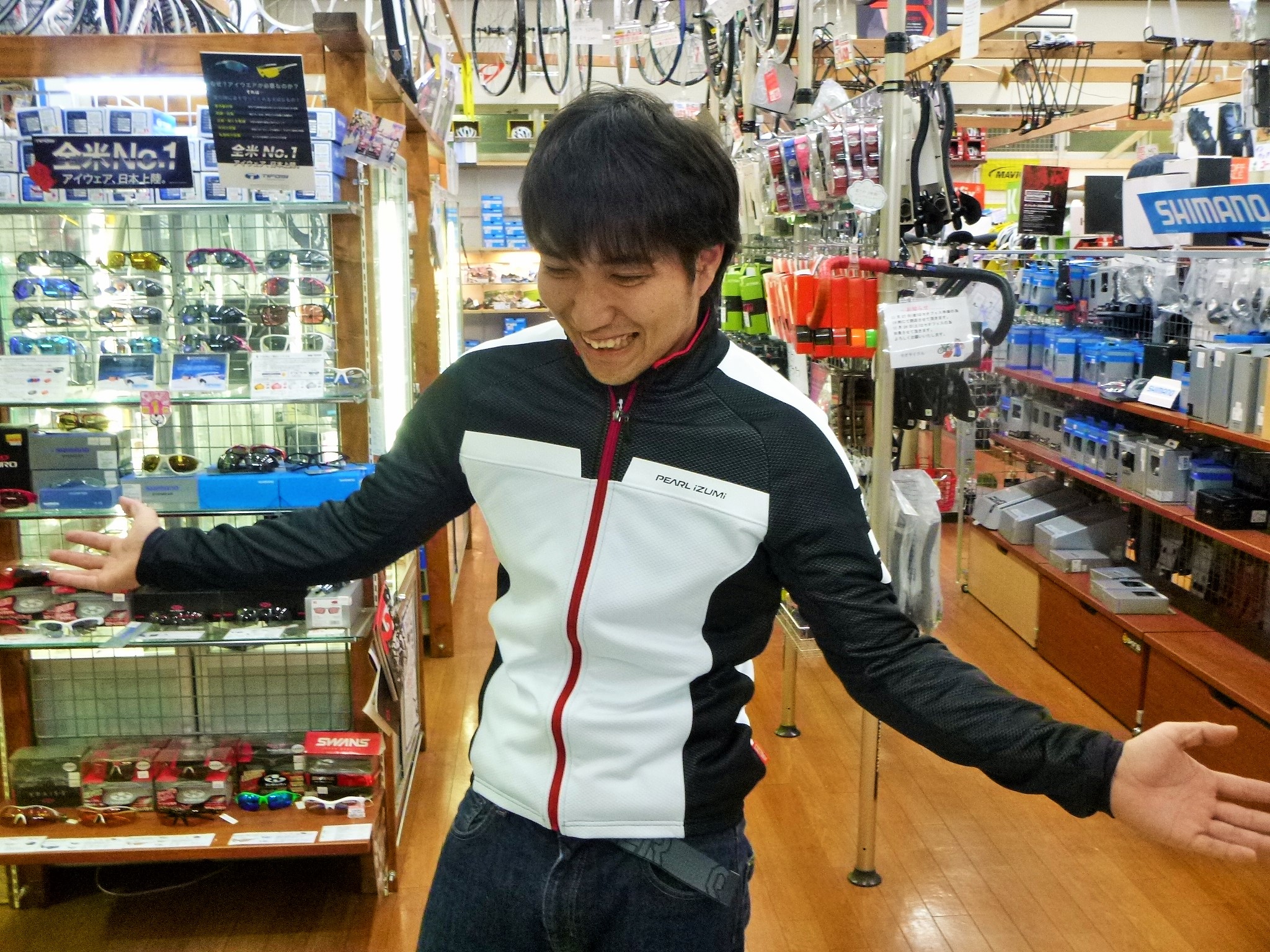 パールイズミ ウインドブレークジャケット | バイシクルセオ新松戸