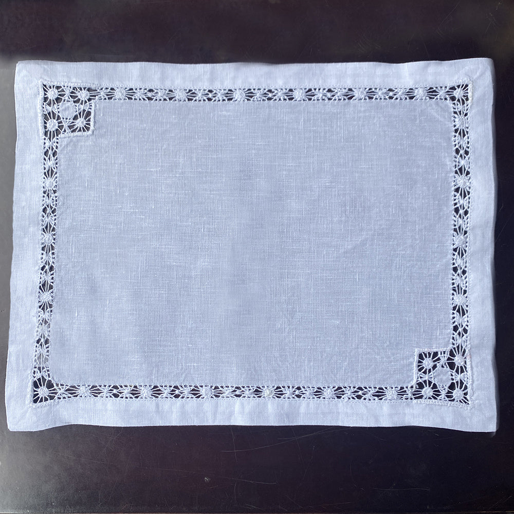 手刺繍リネン ティーマット ドロンワーク 白 – Zenma