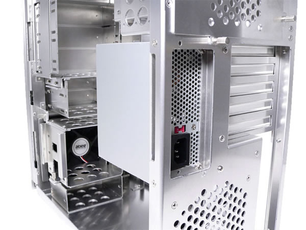 ATXとSFXの両電源に対応した＜世界最小ミドルタワー＞「AS Enclosure