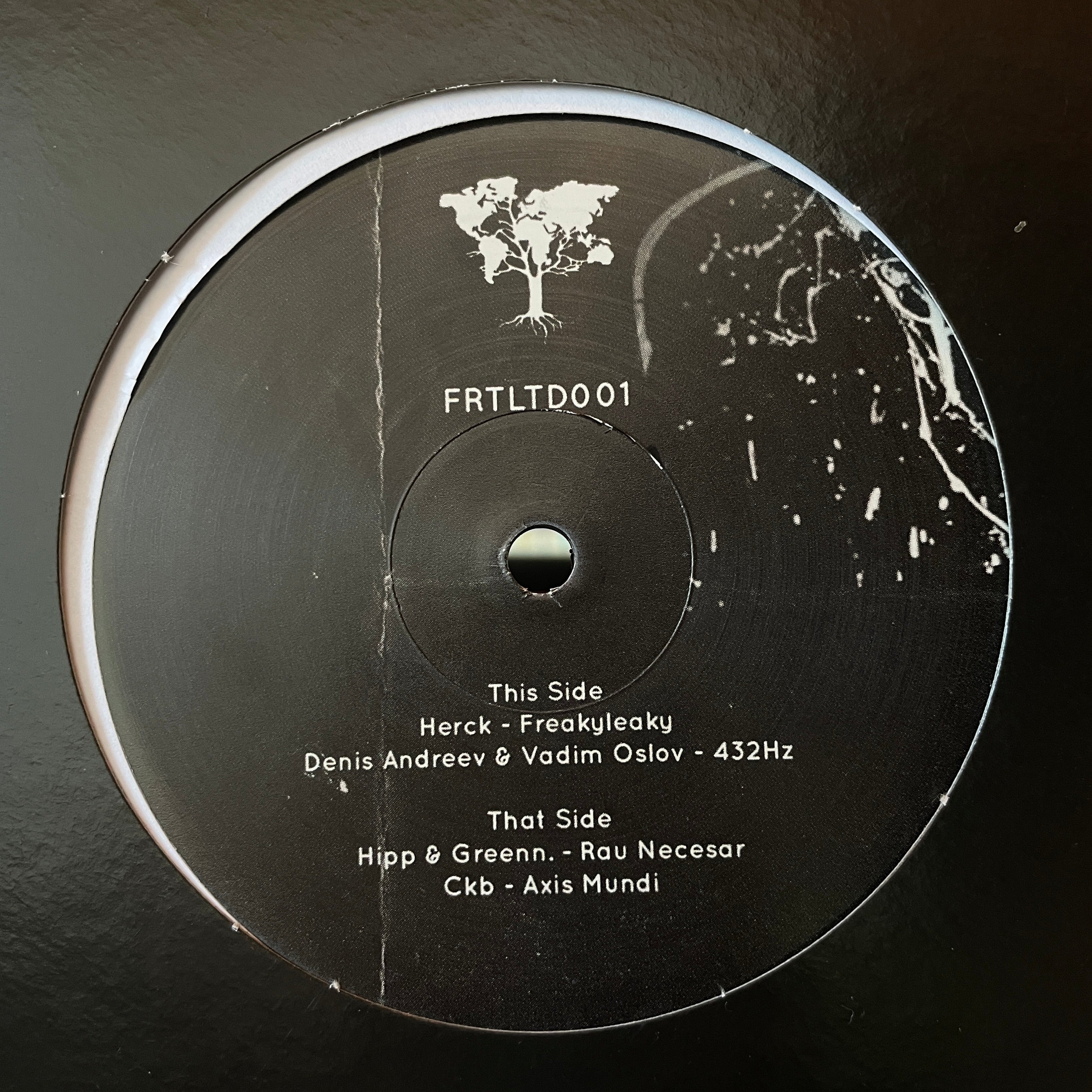 Various ‎– FRTLTD001 – Sixth Garden Records